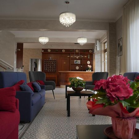 Hotel Marconi Fiuggi Exterior photo